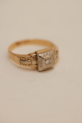 Art Deco 14k gold square with center diamond ring